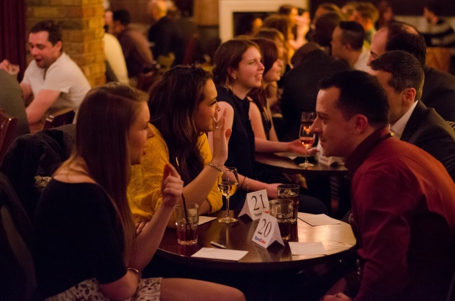how to plan a speed dating event